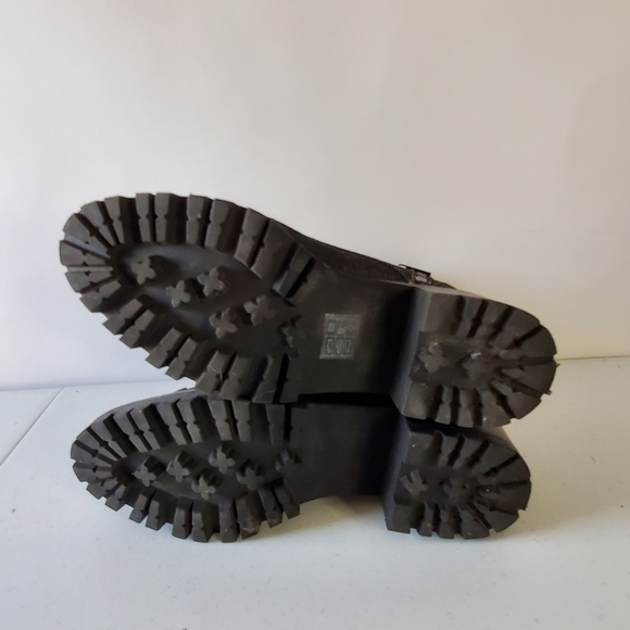 Karl Lagerfeld Paris Embellished Ankle Boots Size 8 Denim Combat Lug Sole - Picture 9 of 15